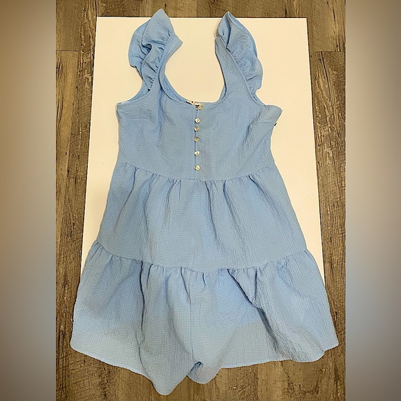 Light blue romper size Large - Picture 1 of 2